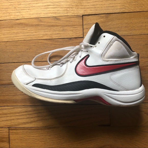 Nike The Overplay VII High Top Basketball Sneakers - Picture 3 of 7